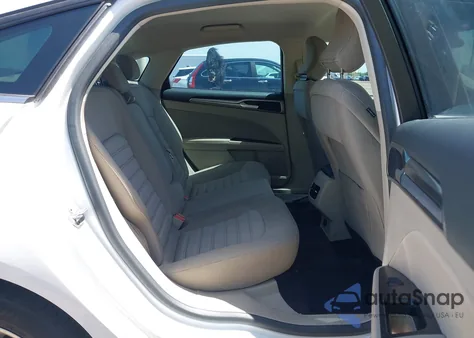 2017 Ford Fusion Se z USA, uszkodzony, nr VIN 3FA6P0HD6HR252169